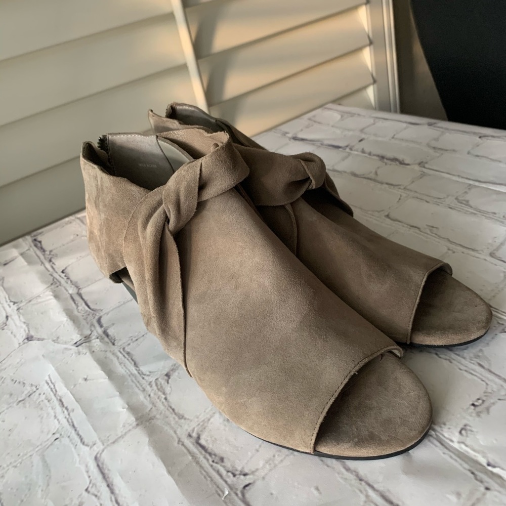 Eileen Fisher Anise suede open toe booties - Picture 2 of 6